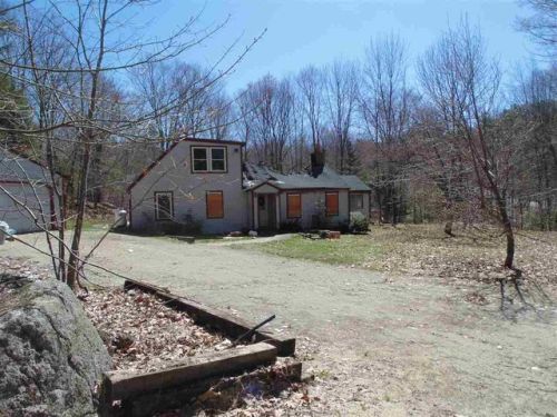 7 Robbins Rd, Hillsboro, NH 03244-4225