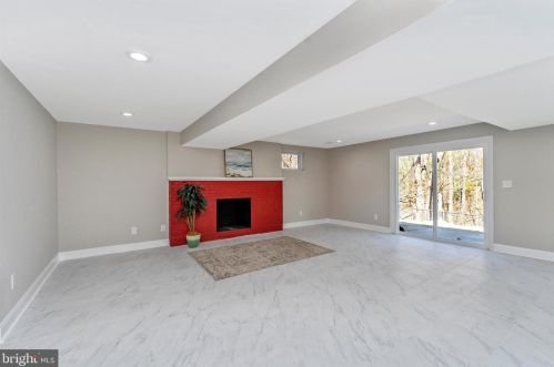 908 Devere Dr, Silver Spring MD 20903-1625 exterior