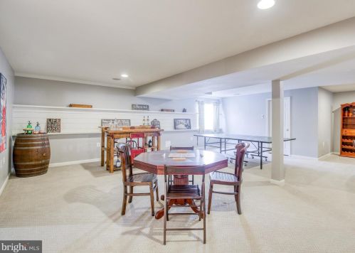 395 Lord Fairfax St, Charles Town WV 25414-2529 exterior