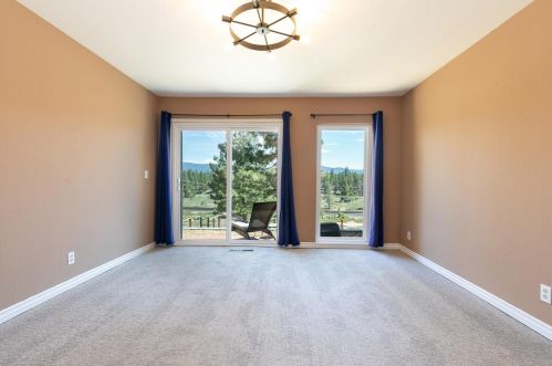 12211 Highland Ave, Truckee CA  96161-1722 exterior