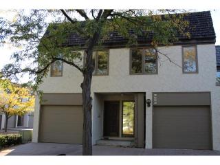 3653 Towndale Dr, Minneapolis, MN 55431-1045