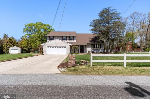 185 Plymouth Rd, Erial, NJ 08081-3274