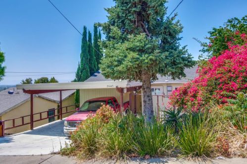 24445 Leona Dr, Hayward, CA 94542-1045