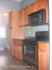 7417 Fiske Ave, Portland OR  97203-4519 exterior