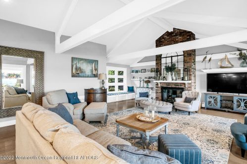 166 Conover Ln, Tinton Falls NJ 07701-6214 exterior