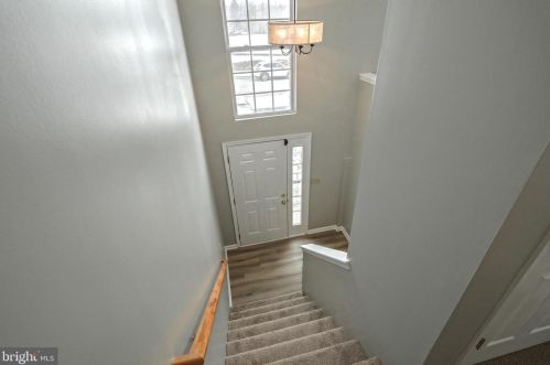 318 Mesa Ln, York, PA 17408-6294