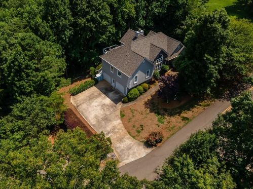 84 Springfield Pl, Big Canoe, GA 30143-3236