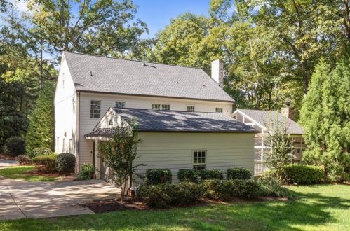 8085 Habersham Waters Rd, Atlanta GA  30350-4608 exterior