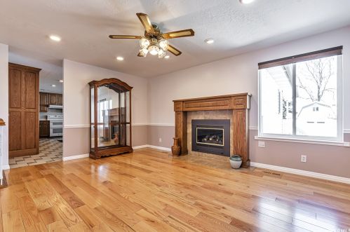 3934 Elwood Way, Taylorsville, UT 84088-4302