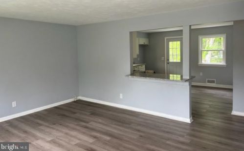 2175 Princeton Pike, Trenton NJ  08648-4325 exterior