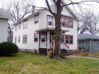 2367 29th St, Moline, IL 61265-4262