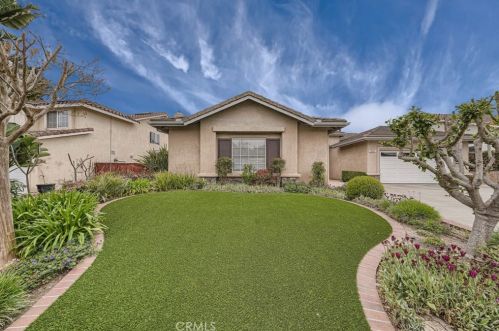 5253 Candlelight St, Oceanside, CA 92056-7274