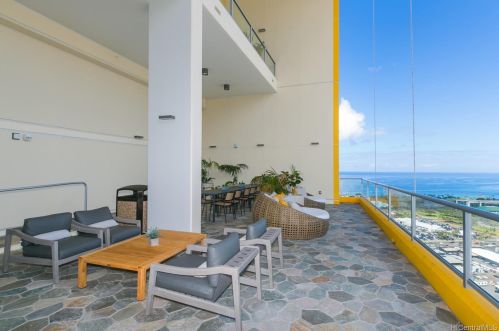 988 Halekauwila St, Honolulu HI  96814 exterior