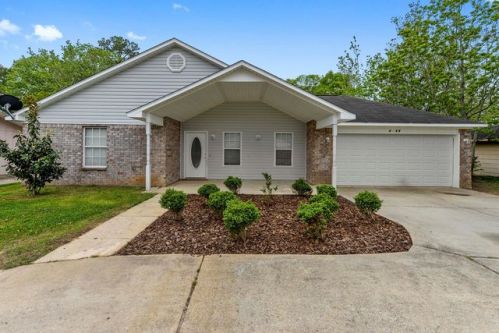 3201 Beachview Dr, Ocean Springs, MS 39564-7821