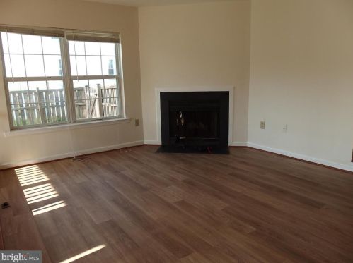 2491 Symphony Ln, Gambrills, MD 21054-1581