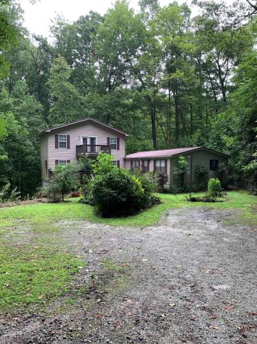 295 Clois Rd, Clayton, GA 30525-5653