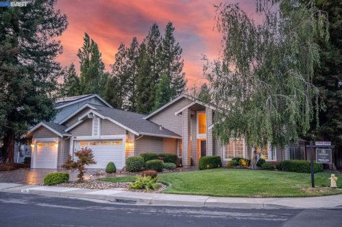 2594 Corte Facil, Pleasanton, CA 94566-5866