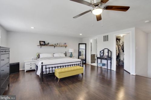 3314 Tapestry Cir, Burtonsville MD 20866-2067 exterior