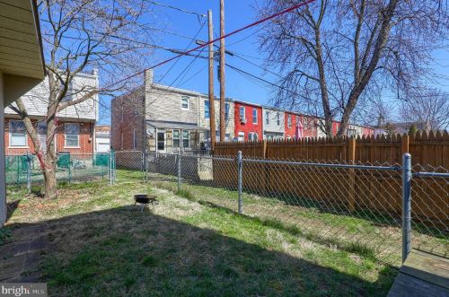 325 Ross St, Lancaster PA  17602-1941 exterior