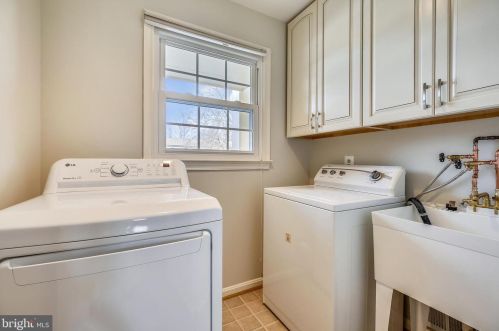 13726 Middlevale Ln, Silver Spring MD 20906-2116 exterior