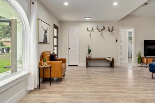 3813 Kelvin Ave, Fort Worth TX  76133-2947 exterior