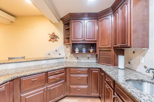 2101 Bohler Rd, Atlanta GA  30318-1515 exterior