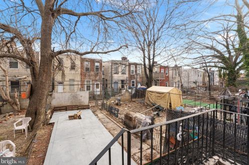 1443 52 St, Philadelphia PA 19143-5006 exterior