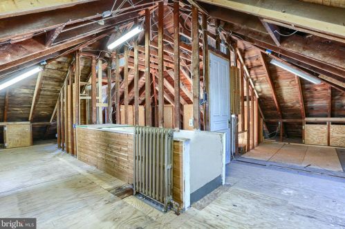 246 College St, Carlisle PA  17013-3754 exterior