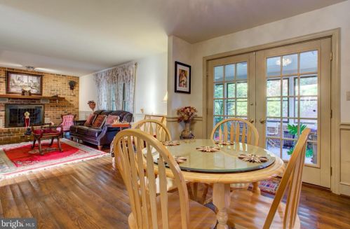 150 Bentley Ln, Lancaster PA  17603-6223 exterior