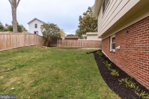 9712 Nassau Ln, Silver Spring MD  20901-2526 exterior