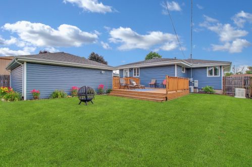 9434 Farmer Dr, Hammond IN  46322-2957 exterior