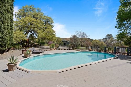 18635 Saddleback Ct, Middletown, CA 95467-8421
