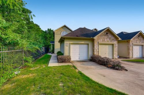 8028 Ederville Cir, Fort Worth TX  76120-4235 exterior
