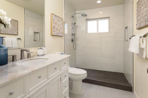 483 Los Ninos Way, Los Altos CA 94022-1727 exterior