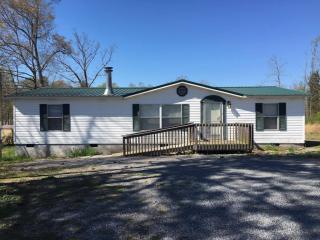 1407 Presley Rd, Dalton, GA 30721-7041