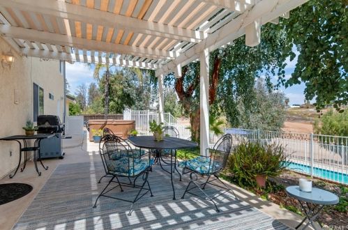 17216 Gamble Ave, Riverside CA  92504-9149 exterior