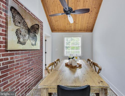 403 Dale Dr, Silver Spring MD  20910-5528 exterior