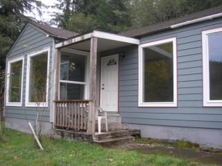 4244 Alsea Hwy, Waldport, OR 97394-9749