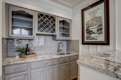 2275 Cherry Hl Farm Dr, Englewood CO 80113-7125 exterior