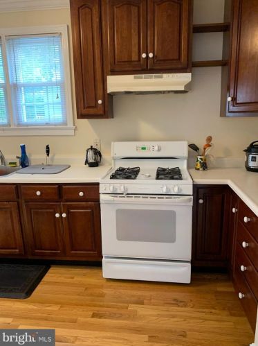 115 Maple St, Princeton NJ  08542-3849 exterior