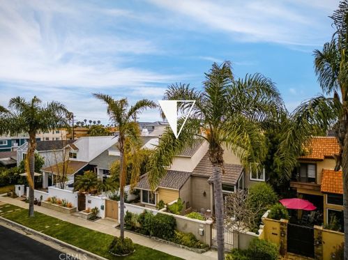513 15th St, Huntington Beach CA  92648-4045 exterior