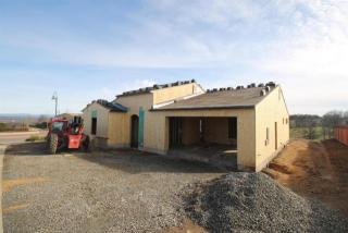 4741 Pleasant Hills Dr, Anderson, CA 96007-5003