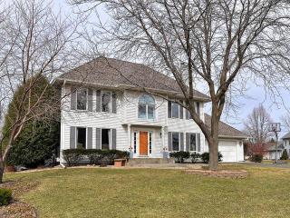 311 Cherry Hill Bay, Corcoran, MN 55340