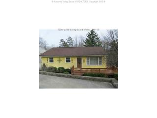 2526 Larwood Dr, Charleston, WV 25302-4318