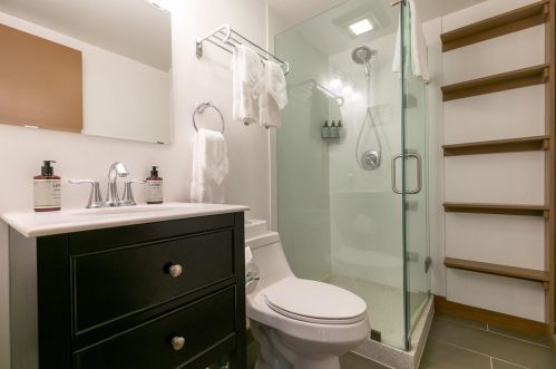 3069 Silver Strike, Truckee CA  96161-4207 exterior