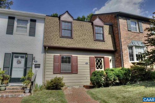 81 Georgetown Grn, Charlottesville, VA 22901-2157