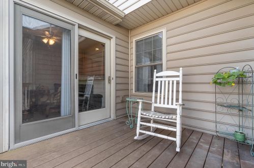 679 Walnut St, Hanover PA 17331-2050 exterior