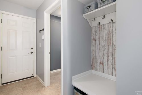 1711 Rockport Rd, Pingree Grove IL  60140-9064 exterior