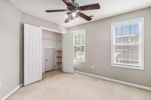 130 Laurel Springs Dr, Mcdonough GA  30253-6058 exterior