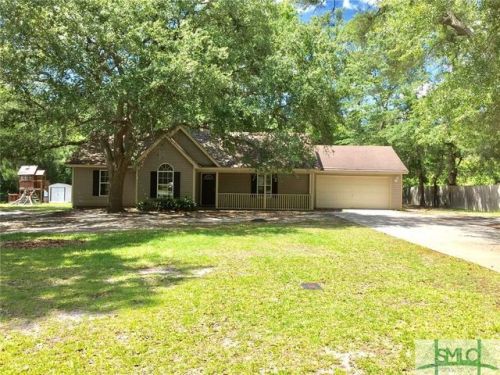 218 Victoria Cir, Pineora, GA 31312-4921